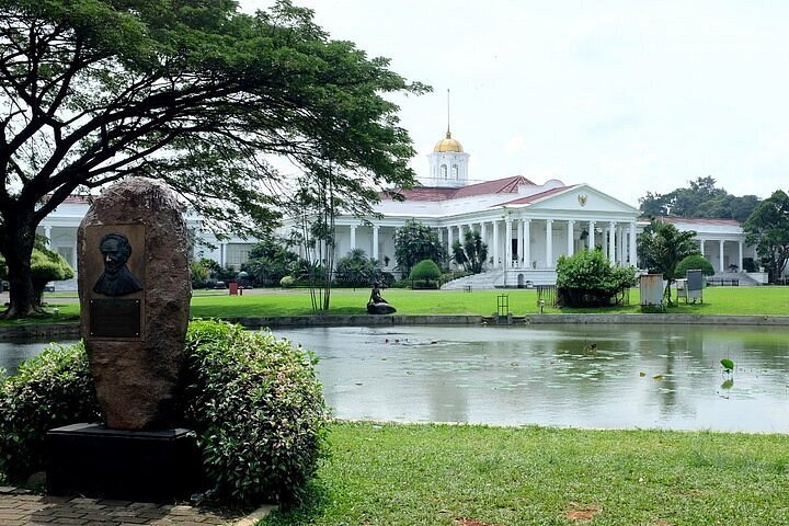 Bunga Bangkai Mekar di Kebun Raya Bogor 2026: Update Terkini, Fakta Ilmiah, dan Panduan Kunjungan